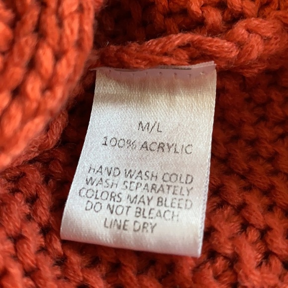 Sweet Generis woman’s Cable Knit Sweater size M-L - Picture 7 of 11